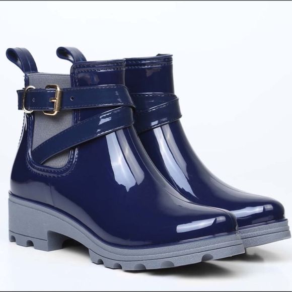 Blue Buckle strap Rain Boots - Picture 2 of 3